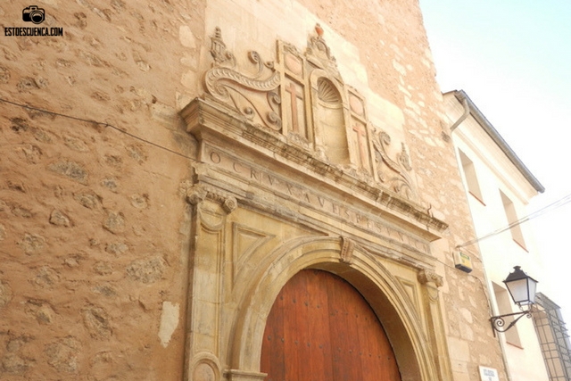 Portada iglesia de Santa Cruz de Cuenca